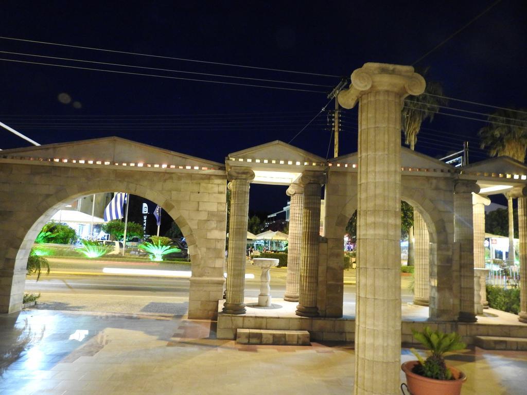 Hotel Nikos Ikies Theológos Exterior foto
